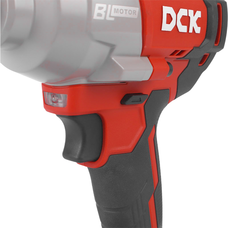 Гайковерт Dck KDPB698(TYPE FK), аккум ударный бесщеточный  18В, 1/2 ", 2*5А/ч. 698НМ в Кинешме