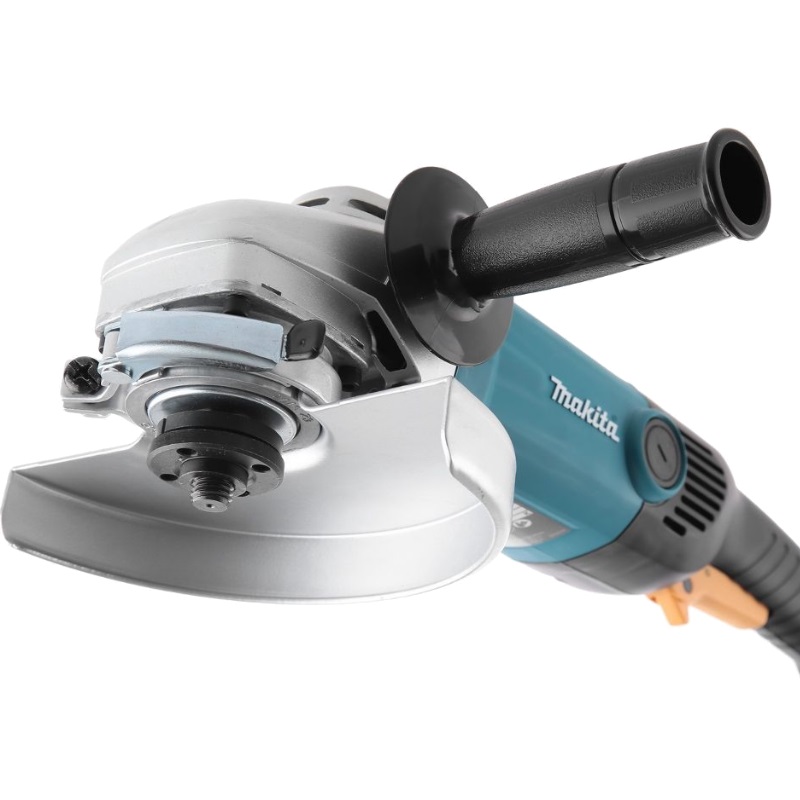 Угловая шлифмашина (болгарка) Makita GA7010C, 180 мм, 2000 Вт, плавный пуск в Череповце