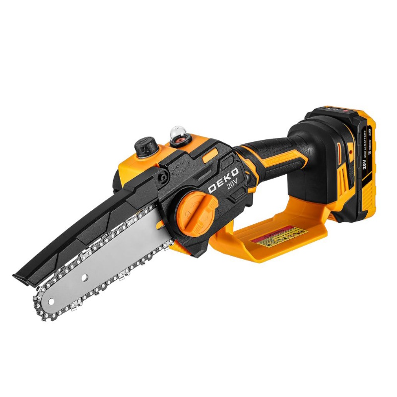 Пила цепная аккумуляторная Deko DKCHS 20-6 PRO 083-2012, 4" и 6", 20В, 2x2.2Ач, 2 шины и 2 цепи в кейсе в Вологде