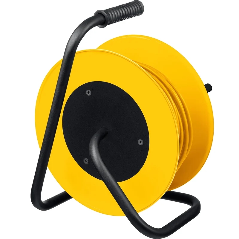 Силовой удлинитель на катушке Stayer M-315 55078-20, ПВС, 3 x 1.5 мм2, 20 м, 3500Вт в Ярославле