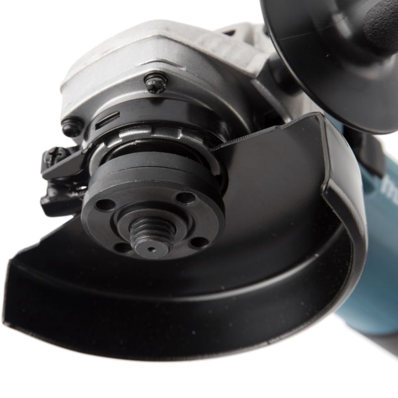Угловая шлифмашина (болгарка) Makita 9557HNK, 115 мм, 840 Вт, в кейсе в Угличе