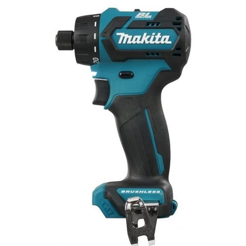 Аккумуляторный винтоверт Makita DF032DWME (питание 10.8-12v, реверс, набор принадлежностей)
