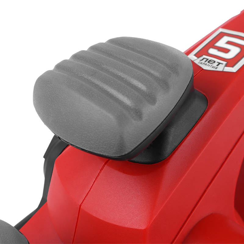 Электрорубанок Зубр ЗР-1300-110 (выборка четверти 15 мм, возможность подключения к пылесосу)