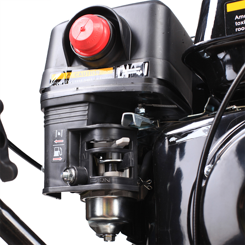 Бензиновый снегоуборщик Patriot PRO 777S 2 насадки (щетки в комплекте)