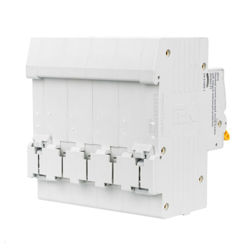Дифференциальный автомат IEK KARAT АД14 4P MAD10-4-025-C-030, 25А, 30мА, тип AC