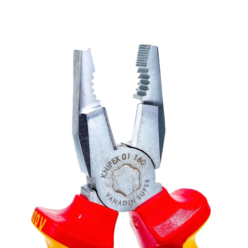 Плоскогубцы комбинированные Knipex KN-0106160, VDE для тяжёлых нагрузок, 160 мм, хром, 2-компонентные диэлектрические ручки в Кинешме