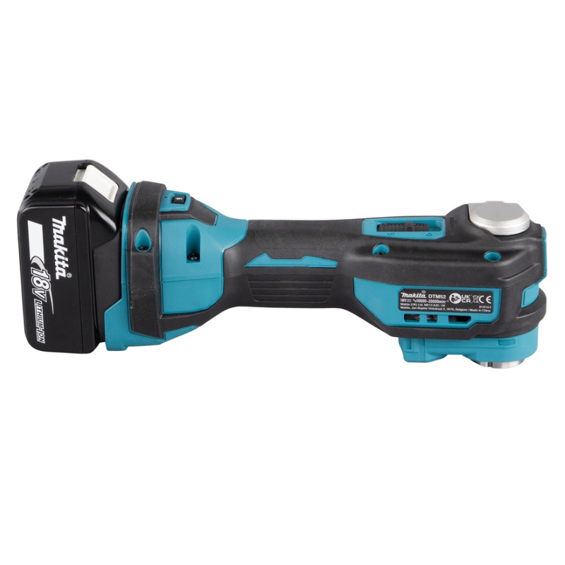 Аккумуляторный многофункциональный инструмент Makita DTM52RTJX1 (2xАКБ 5,0 Ач, быстрое ЗУ, с набором оснастки) в Кинешме