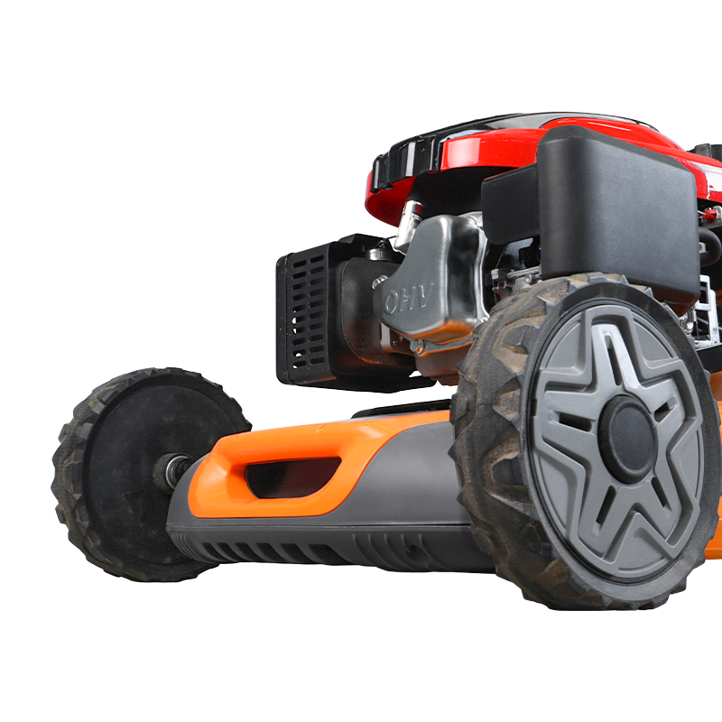 Газонокосилка бензиновая Villartec MB 4153T, 4,1 л.с., ширина скашивания 53 см, самоходная в Туле