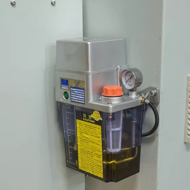 Инструментальный фрезерный станок Stalex WFM 750 Servo в Костроме