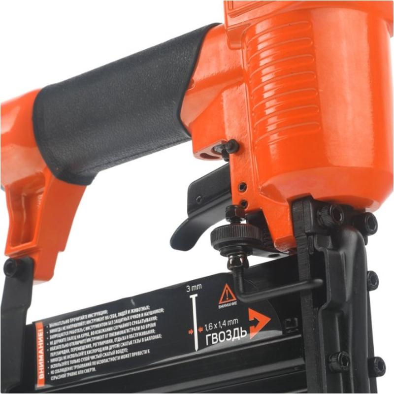 Пневмостеплер Patriot ANG 210R 3 в 1 (давление 7 атм, ширина скобы 5.7 мм, длина 13-40 мм)