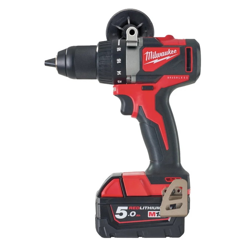 Аккумуляторная дрель-шуруповерт Milwaukee M18 BLDD2-502X 4933464515, Li-Ion, 5Ач в Костроме