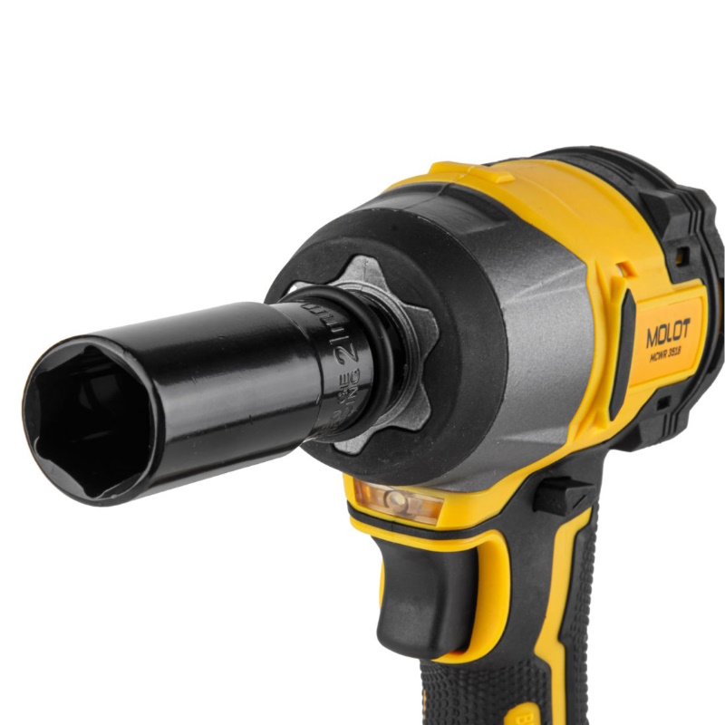 Гайковерт аккумуляторный Molot MCWR 3518 XLT Lite SOLO 2335039 в Иваново