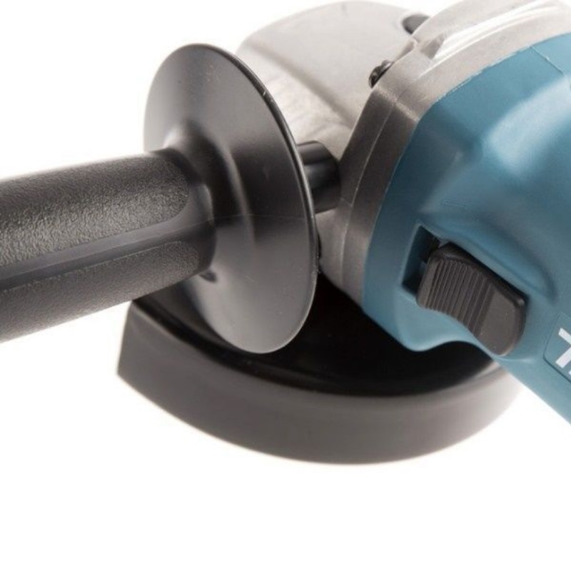 Угловая шлифмашина (болгарка) Makita 9557HNZ, 115 мм, 840 Вт в Туле