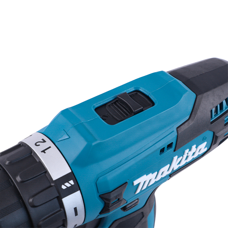 Дрель аккумуляторная Makita DF488D004, 18В, 13мм, 42/24Нм (2х2.0Ач, з/у) в Иваново