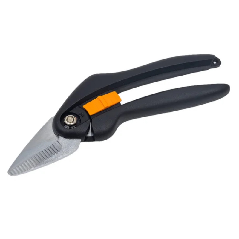 Ножницы универсальные Fiskars SP28 Single Step 1000571 в Череповце