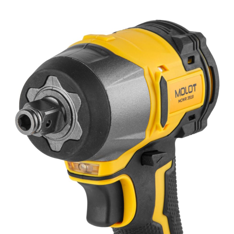 Гайковерт аккумуляторный Molot MCWR 3518 XLT Lite SET 2335040 в Туле