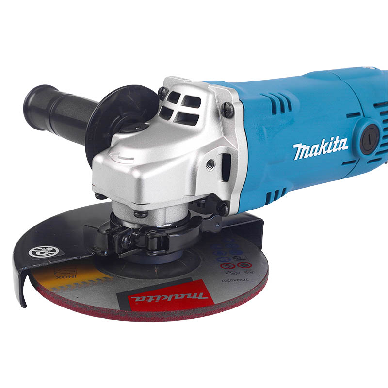Угловая шлифмашина (болгарка) Makita GA6021C, 150 мм, 1450 Вт, плавный пуск в Коврове