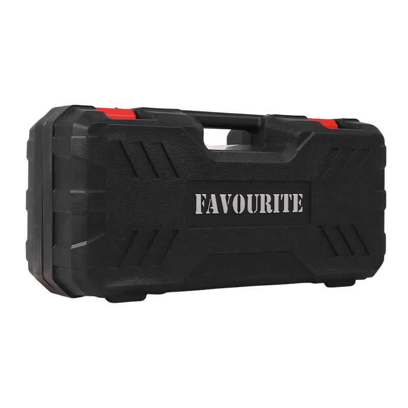 Цепная пила аккумуляторная 21В Favourite OBS 21 TG6 SET 150042216 (для работы одной рукой, кейс, 2ач) в Вологде