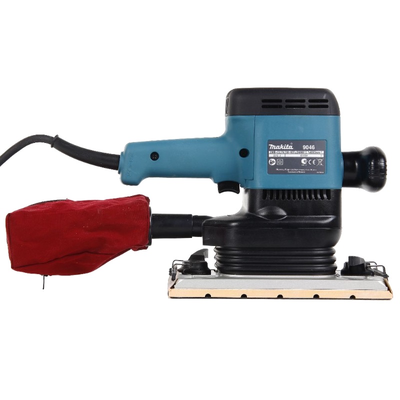 Вибрационная шлифмашина Makita 9046 (размер подошвы 115x229, подключение к пылесосу, напряжение 220 В) в Переславле