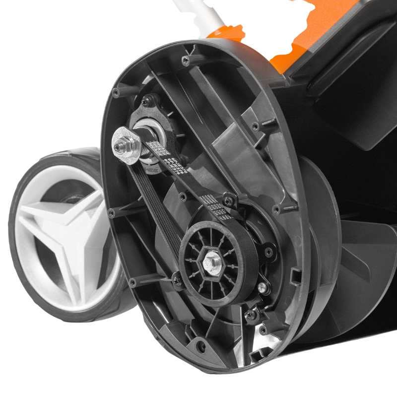 Снегоуборщик аккумуляторный Daewoo DAST 3042Li SET, бесщеточный двиг. 2x21 В , 30см, колеса, 2шт АКБ+ЗУ в Угличе