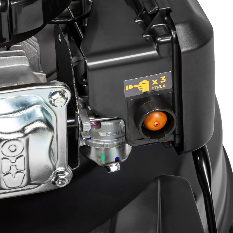 Газонокосилка бензиновая Champion LM5344, 6 л.с., ширина скашивания 52,5 см, самоходная в Туле