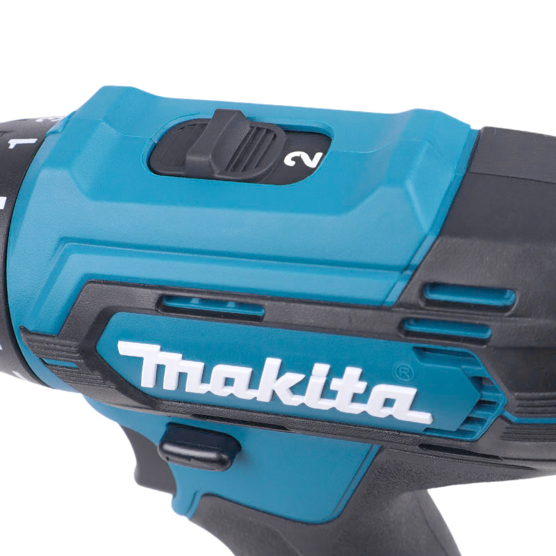 Дрель-шуруповерт аккумуляторная Makita DF333DWYE (бытовая, вес 1,1 кг, безударная)