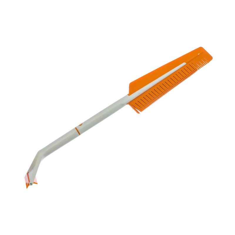 Щетка для снега со скребком Fiskars SnowXpert 1019352 в Муроме