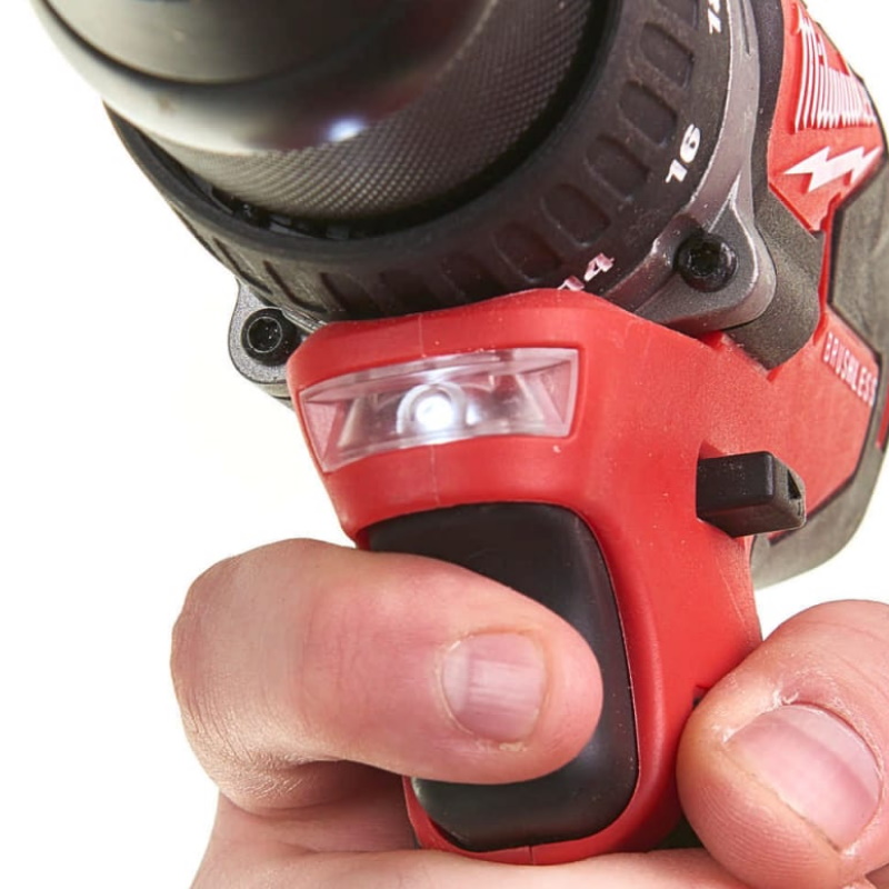 Набор ударная дрель-шуруповерт Milwaukee M18 CBLPP2A-402C + Импульсный винтоверт M18 CBLID, 2Х18В Li-Ion/4A*ч, З/У, кейс 4933464536 в Туле
