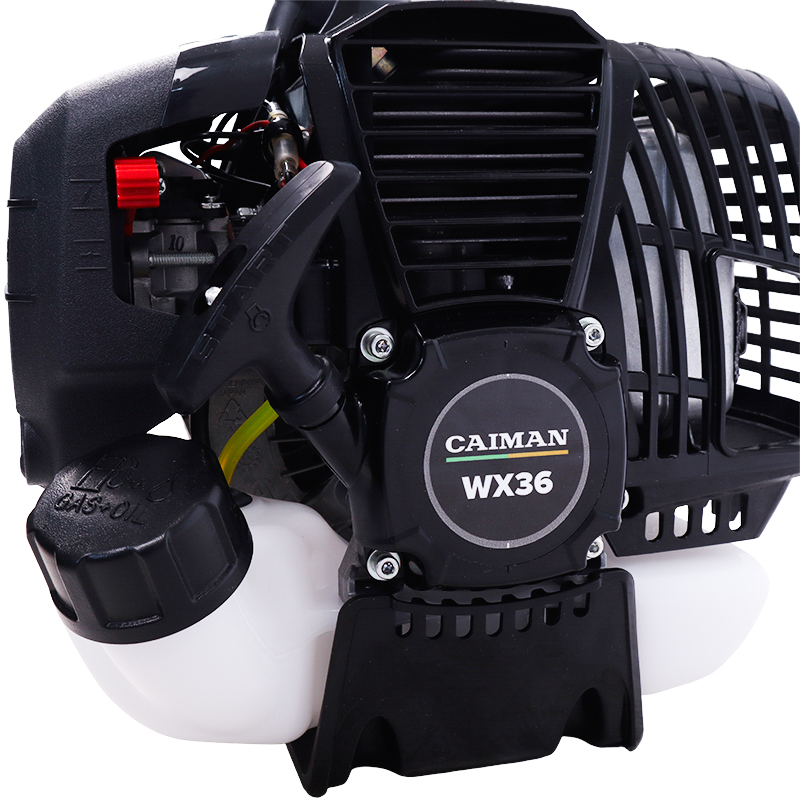 Бензокоса Caiman WX36