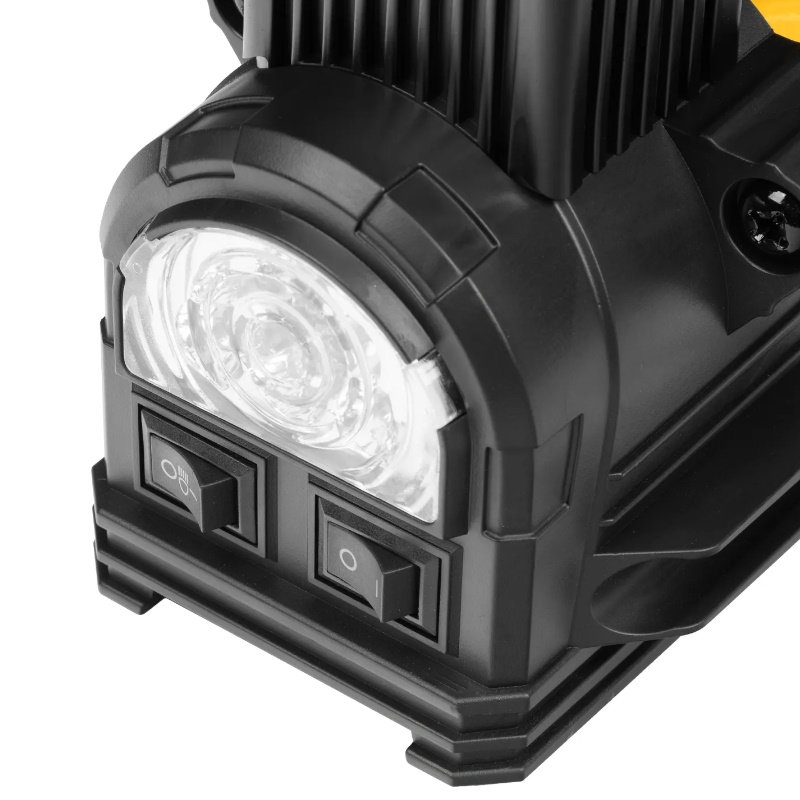 Компрессор автомобильный Denzel AC-75 58051, 12 В, 10 атм., 75 л/мин, LED в Череповце