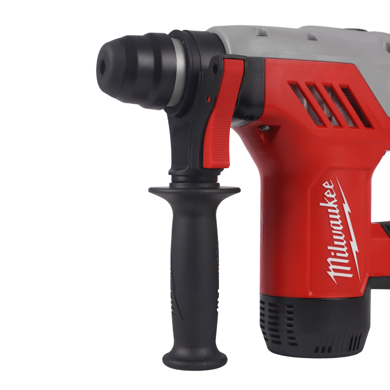 Перфоратор Milwaukee PLH 28 E 4933446790 в кейсе, с защитной муфтой, с виброзащитой в Кинешме