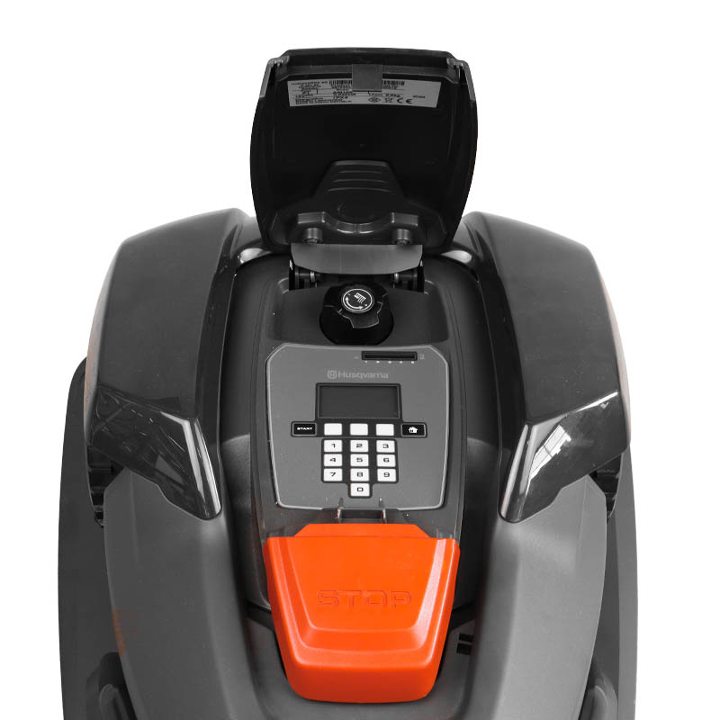 Самоходная газонокосилка-робот Husqvarna AM105 9676454-11 (напряжение аккумулятора 18.5В, ЗУ) в Переславле