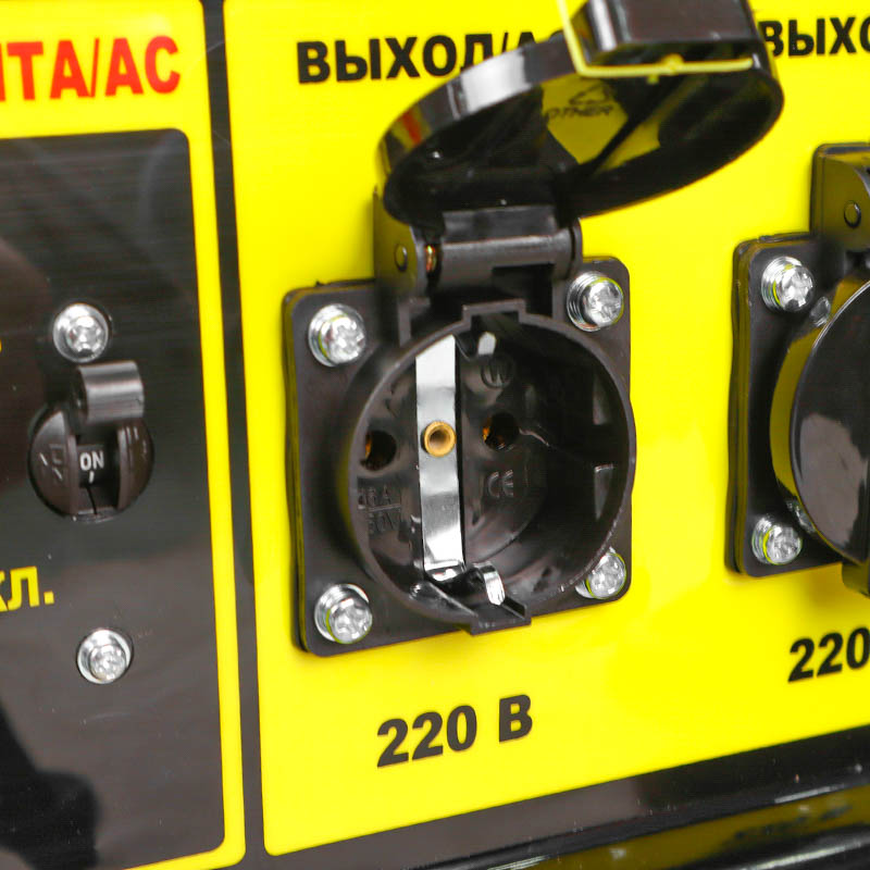 Бензиновый генератор Huter DY8000LX в Туле