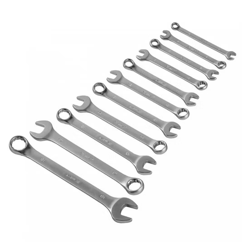Набор инструментов MTX 135299, 1/2", 1/4", CrV, пластиковый кейс 89 предметов в Муроме