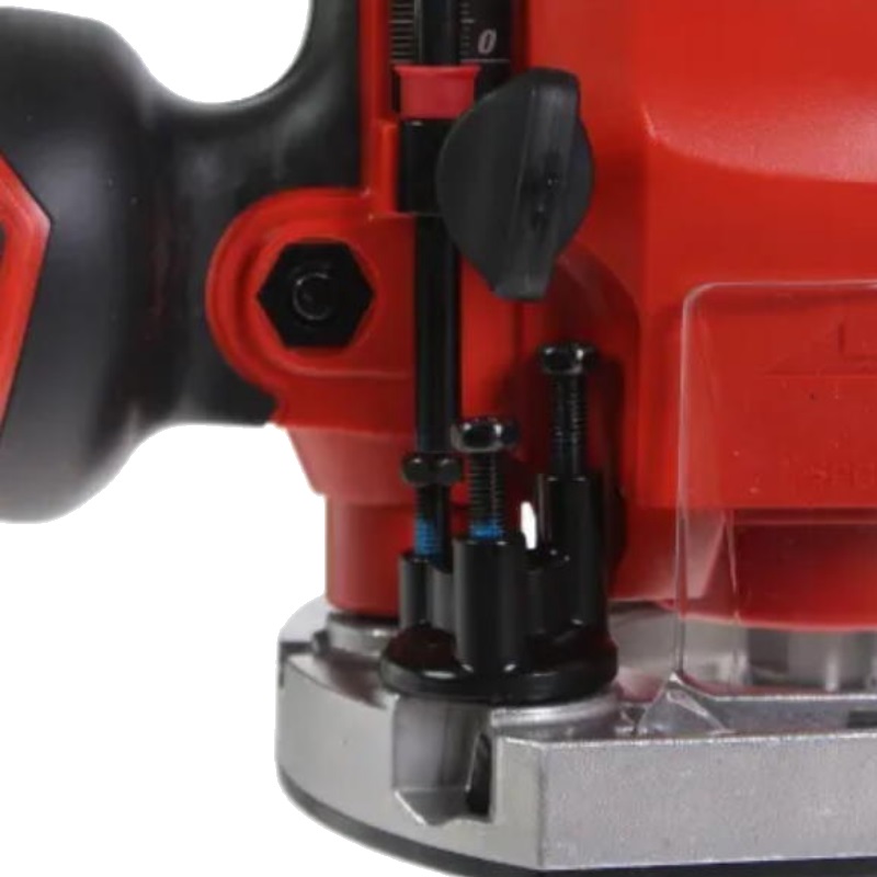 Фрезер Makita M3601 (900 Вт, 27000 об/м, ход 35 мм, цанга 6\8 мм) в Иваново