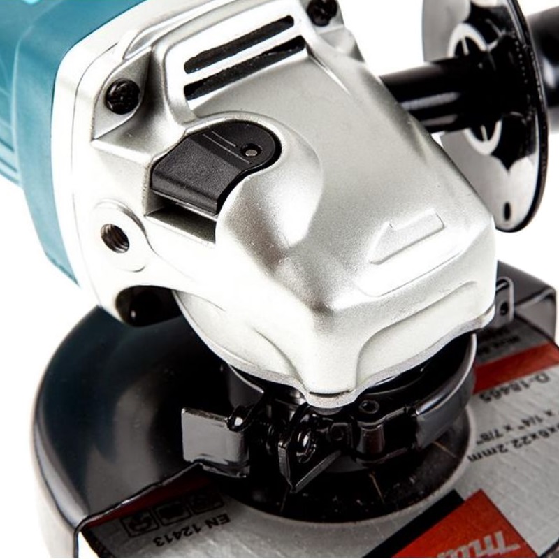 Угловая шлифмашина (болгарка) Makita GA5040, 125 мм, 1100 Вт в Твери