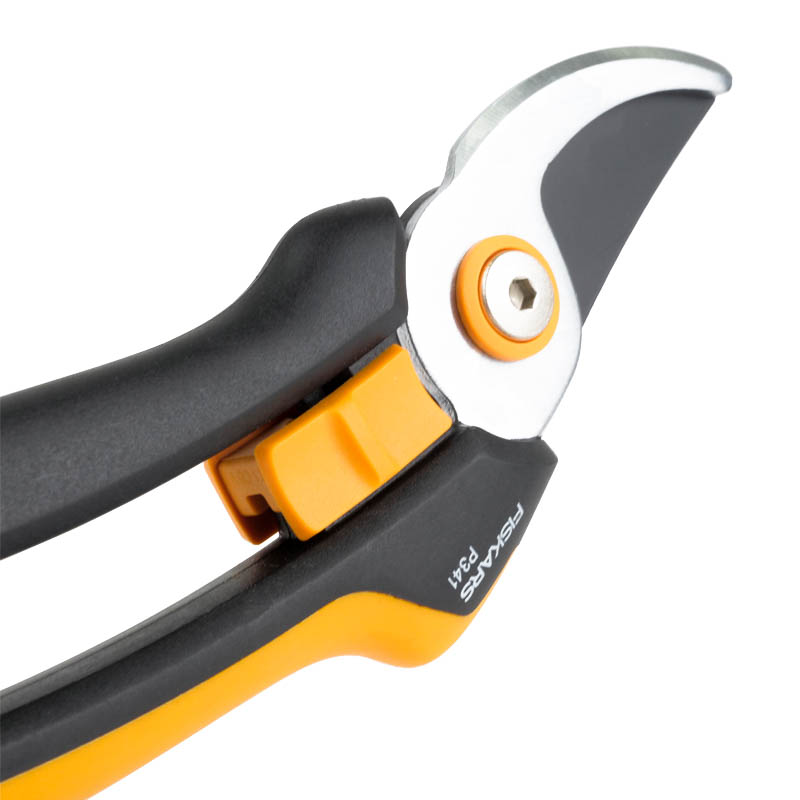 Секатор плоскостной Fiskars Solid P341 1057164