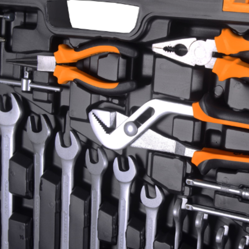 Набор инструментов Вихрь 73/6/7/9, 1/2", 1/4", CrV, в кейсе, 151 предметов