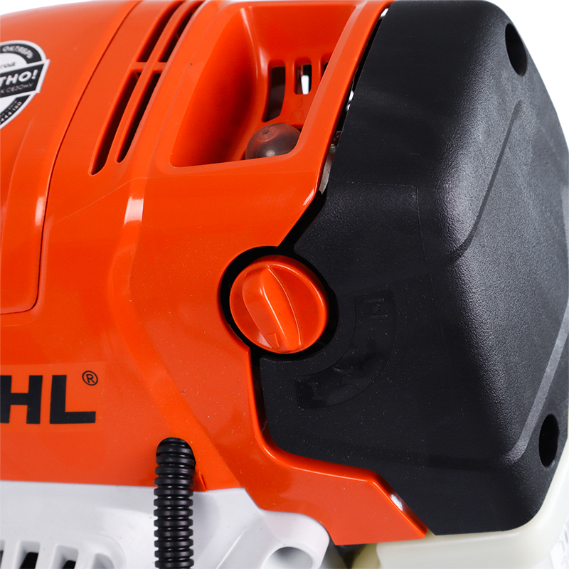 Четырехтактная бензокоса Stihl FS 111 41802000555 (леска, нож, мощность 1.5 л.с., 1.05 кВт, ) в Череповце
