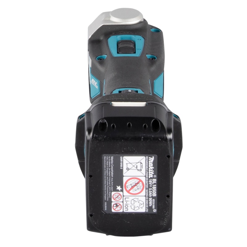 Аккумуляторный многофункциональный инструмент Makita DTM52RTJX1 (2xАКБ 5,0 Ач, быстрое ЗУ, с набором оснастки) в Кинешме
