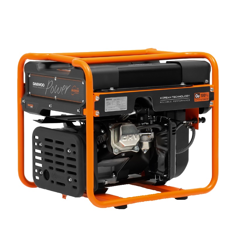 Инверторный бензиновый генератор Daewoo GDA 5600i (мощность 4.2 кВт, объем бака для топлива 13 л)