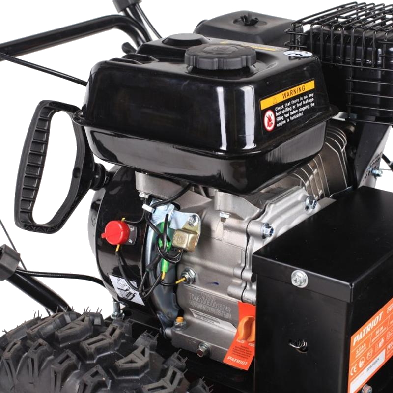 Бензиновый снегоуборщик Patriot PRO 777S 2 насадки (щетки в комплекте)