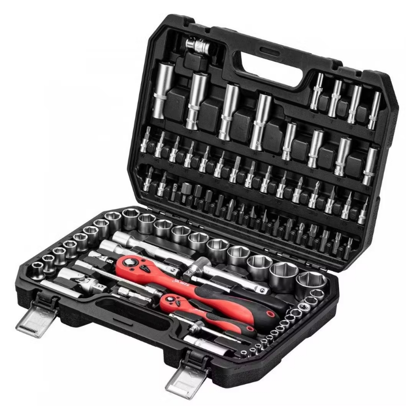 Набор инструментов MTX 135099 12 14 CrV пластиковый кейс 94 предмета 4526₽