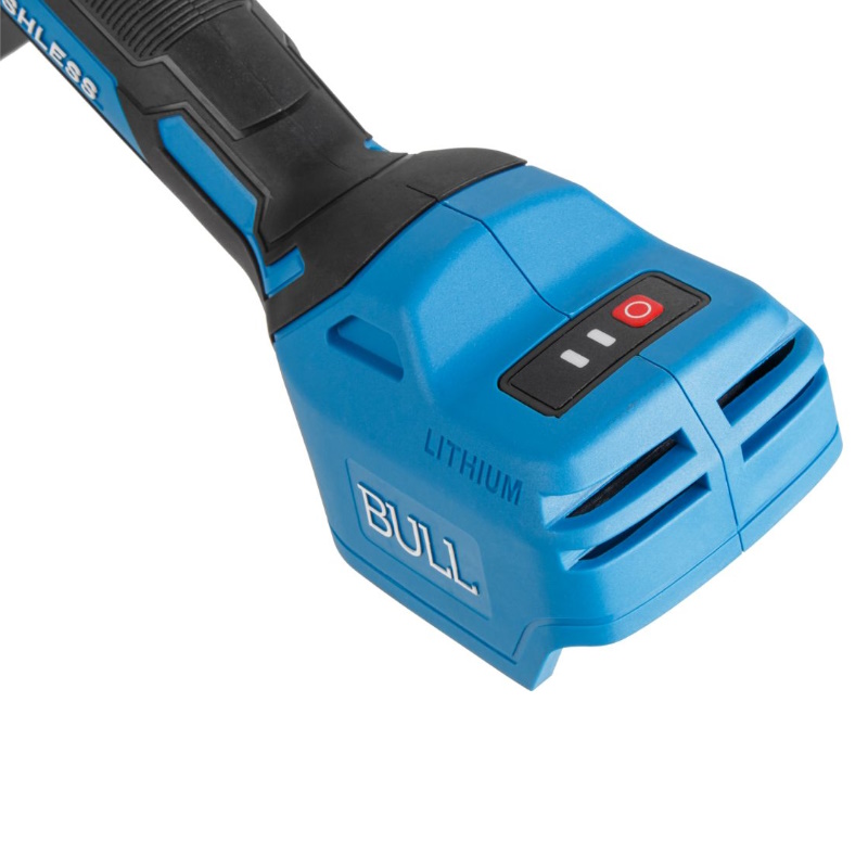 Угловая шлифмашина (болгарка) аккумуляторная Bull CSG 1812-1 SR Xcase XLTpro 1333997, 125 мм, 18 В, плавный пуск, регулировка оборотов в Иваново
