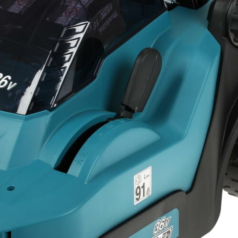 Аккумуляторная газонокосилка для стрижки газона Makita DLM382PM2 (36В, 2х4Ач, ЗУ, травосборник 40 л) в Угличе