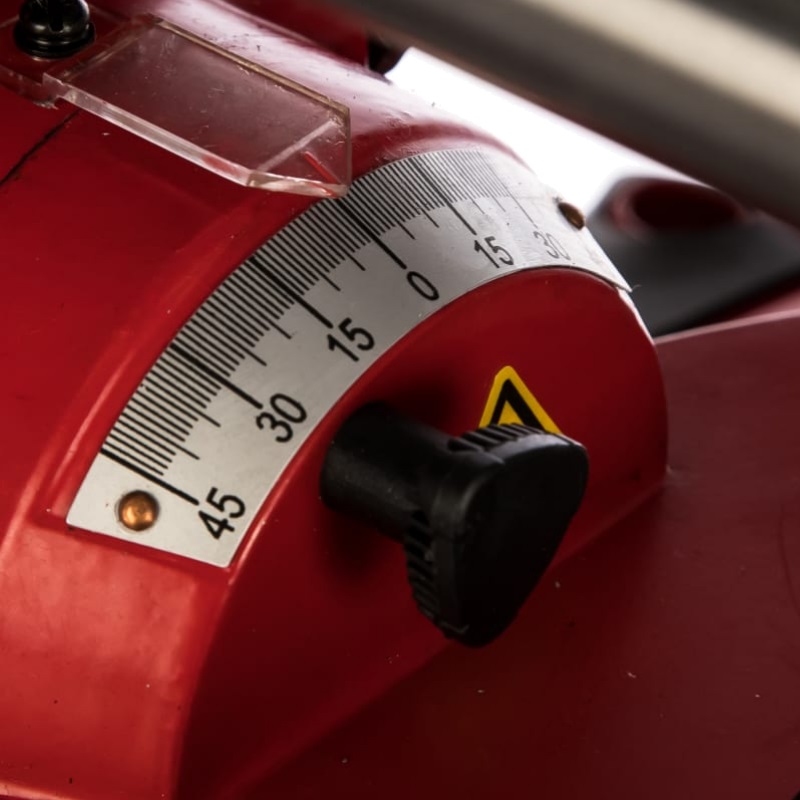 Пила торцовочная Einhell TE-SM 2131 Dual 1600 Вт, 210х30 мм 4300860 в Твери