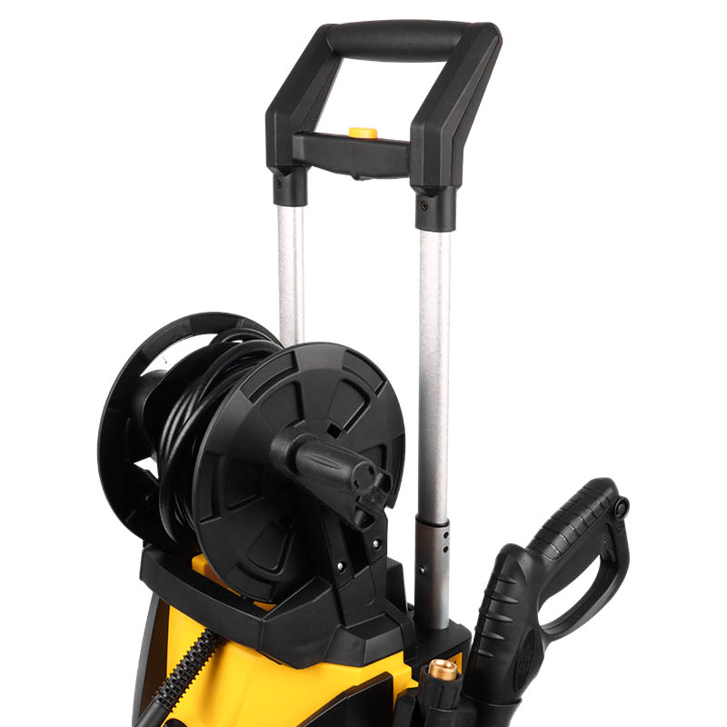 Мойка Huter W210i Professional 70/8/18