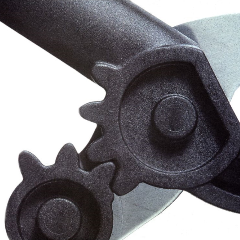 Сучкорез контактный малый Fiskars L31 PowerGear 1000581