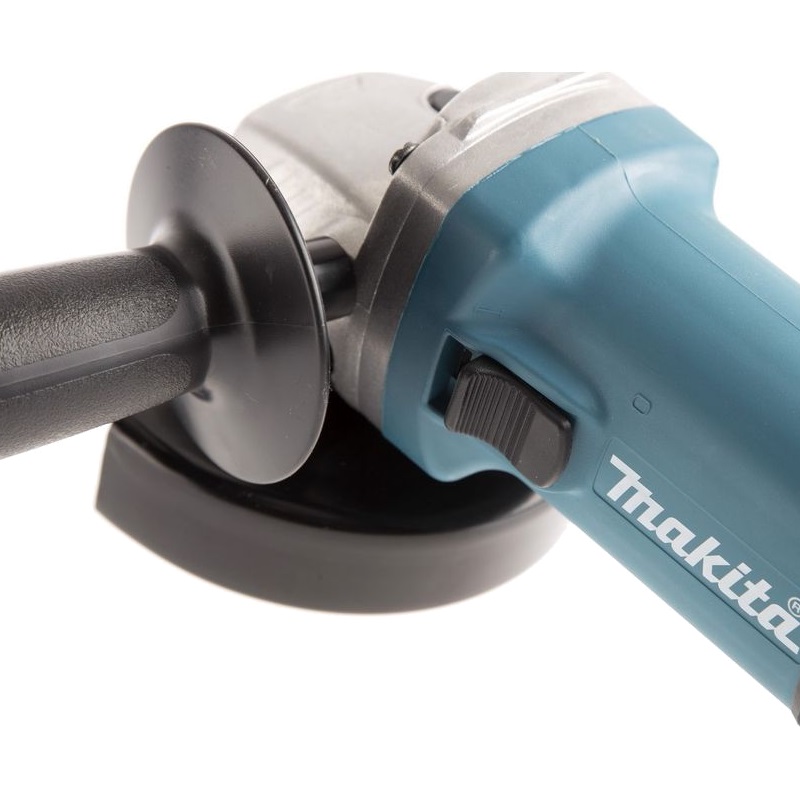 Угловая шлифмашина (болгарка) Makita 9557HNK, 115 мм, 840 Вт, в кейсе в Угличе
