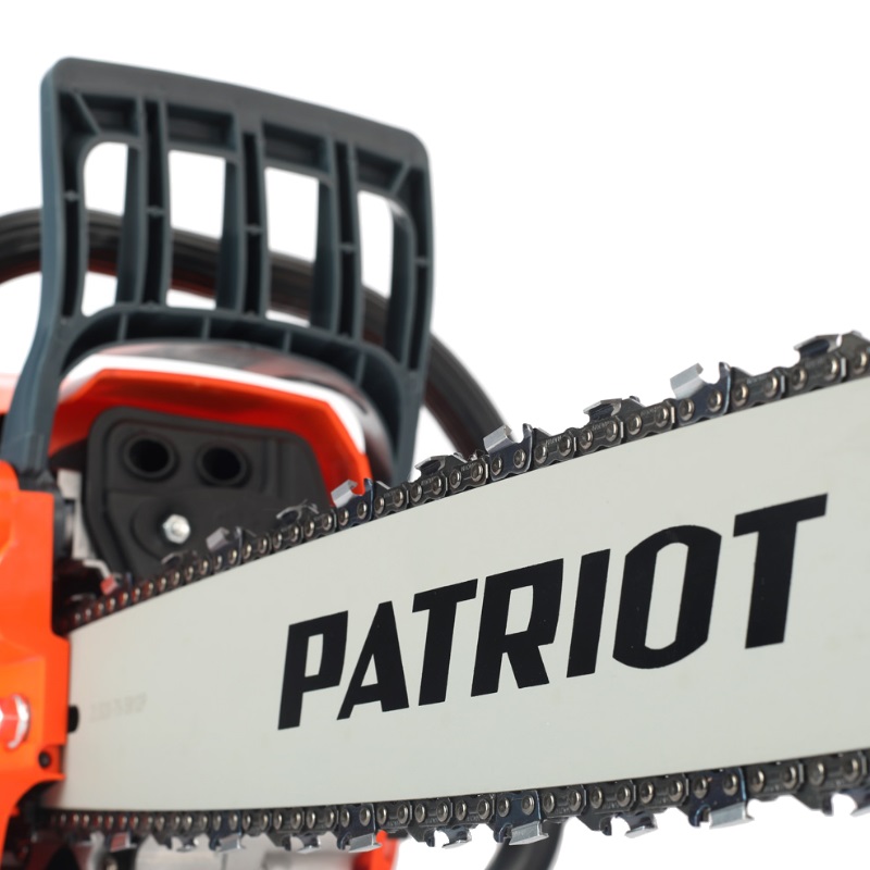 Бензопила фирменная Patriot 5220 (рабочий объем 52 см3, количество звеньев 76)